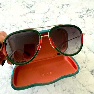 Authentic Gucci 57MM Aviator Sunglasses unisex